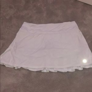 white lululemon skirt